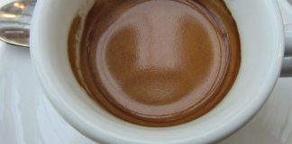 Woher kommt der Name „Espresso“?