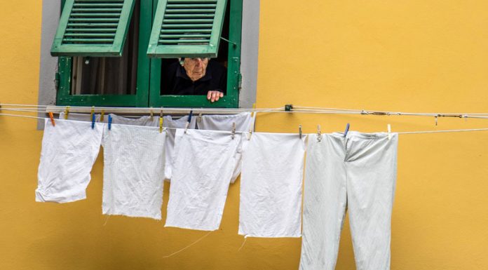 Gewinnen Sie einen 5 Euro Gutschein | Was würde ein echter Italiener nie tun?! Newsletter Espresso International