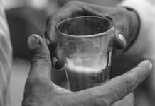 Hausbrandt Kaffee + 6 Tassen / Gläser „GRATIS“ dazu! Hausbrandt Bundle Angebot